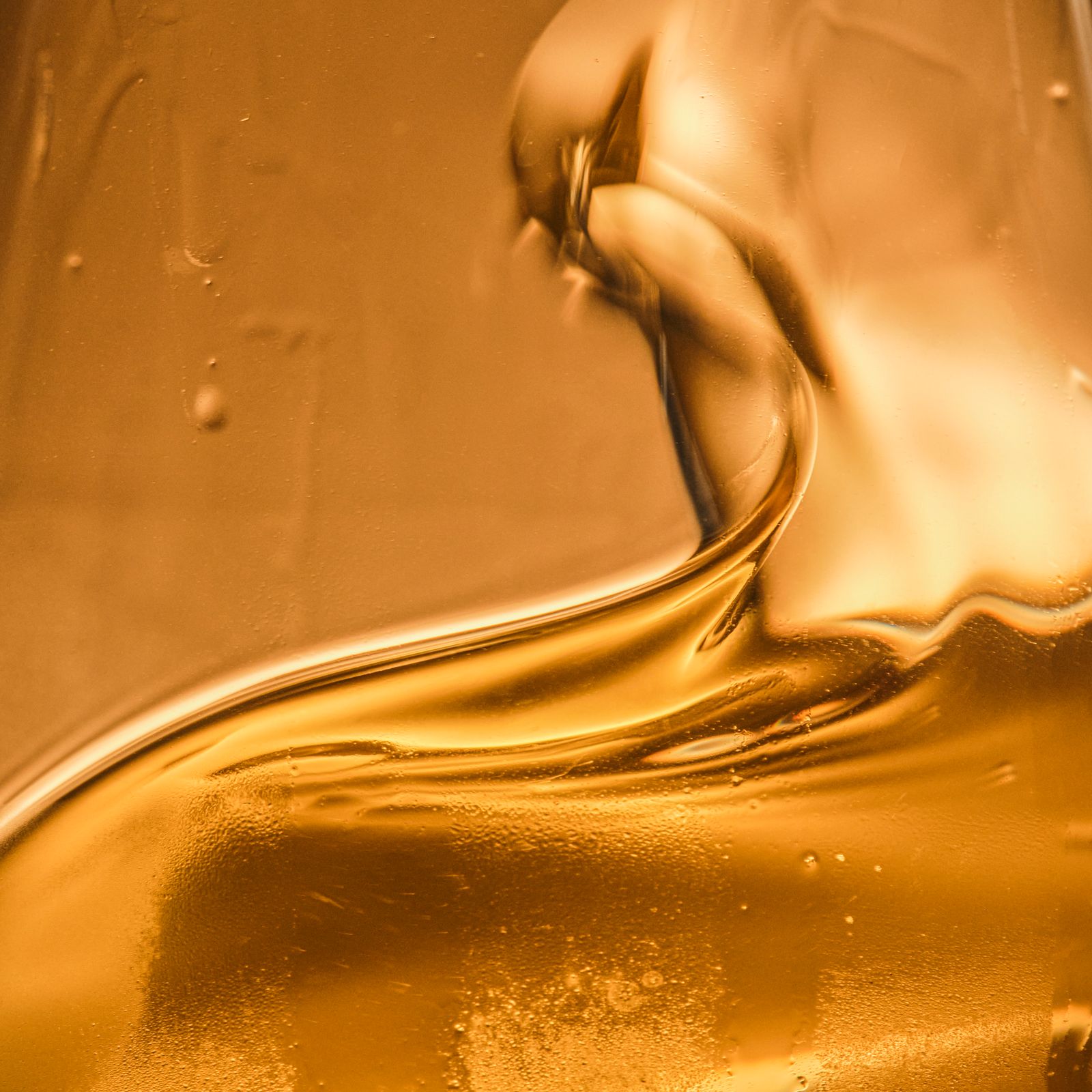 These White Wines Were Made for Winter