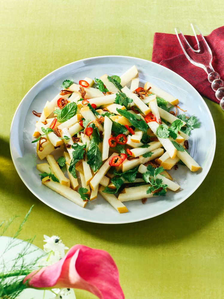 Asian Pear Salad With Crispy Shallots
