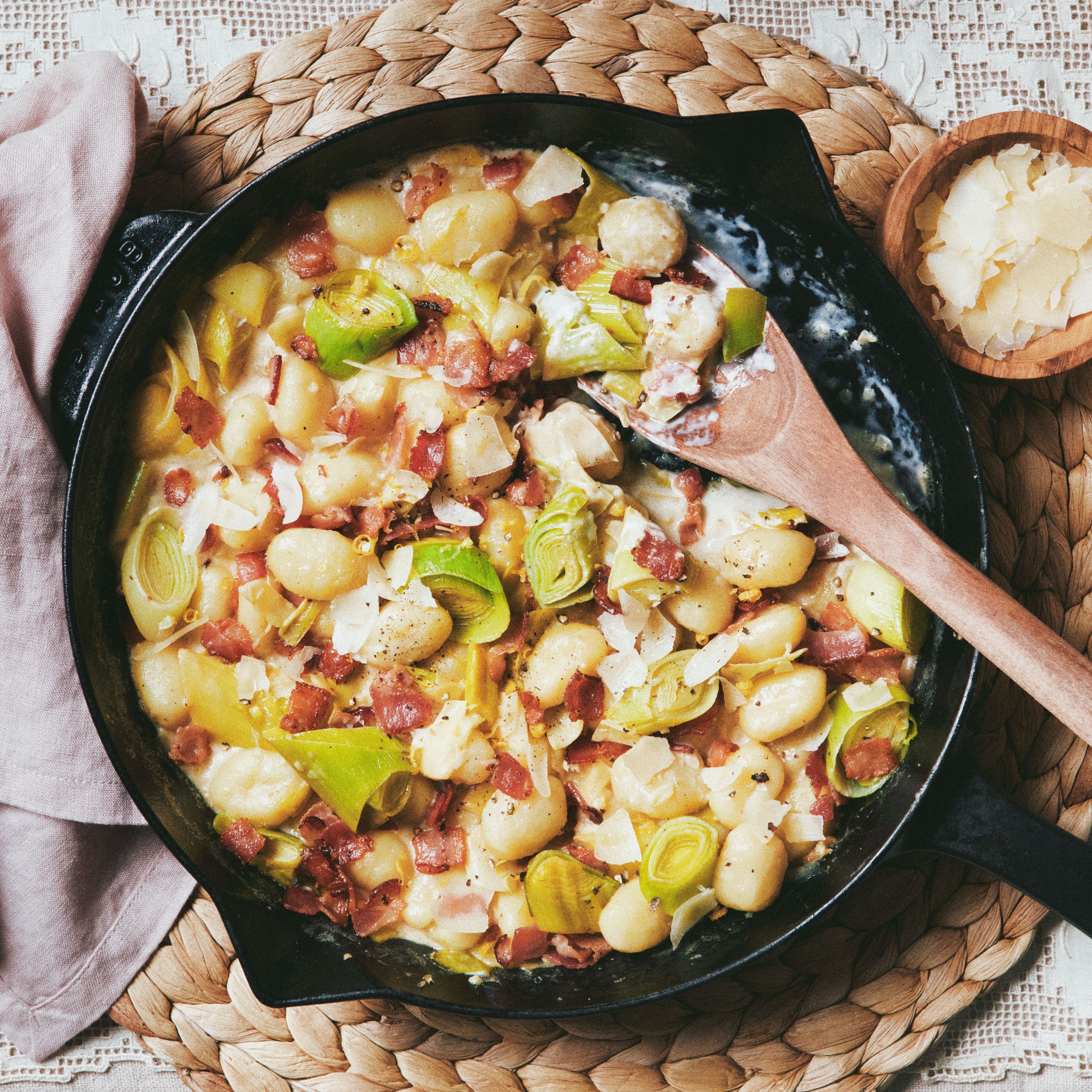Skillet Gnocchi With Leeks and Bacon