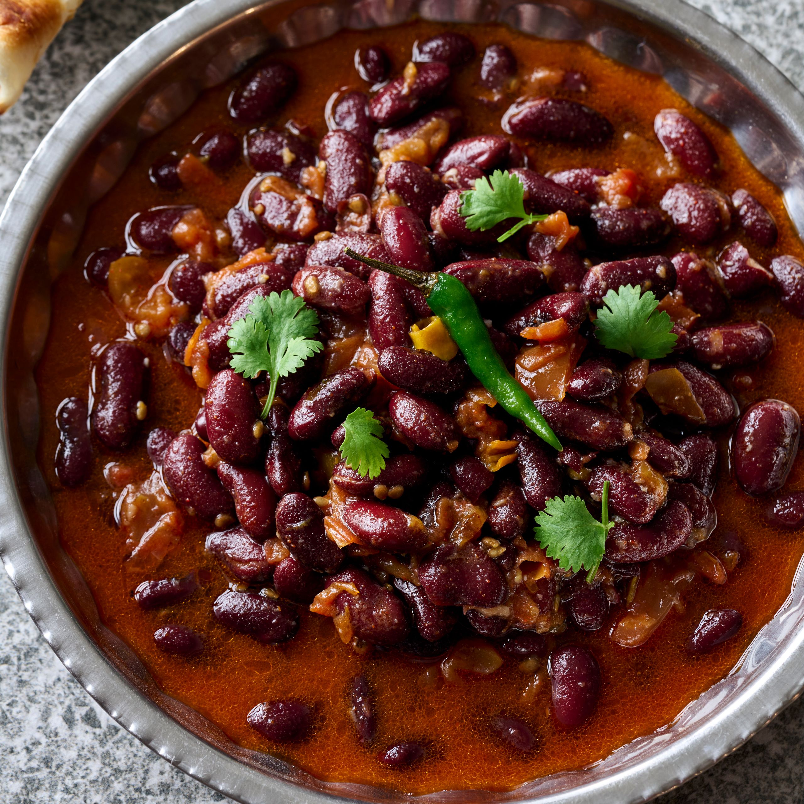 Lobia Karahi (Red Kidney Beans With Tomatoes)
